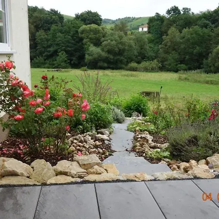 Tolle In Mit Grossem Garten By Interhome Apartamento *