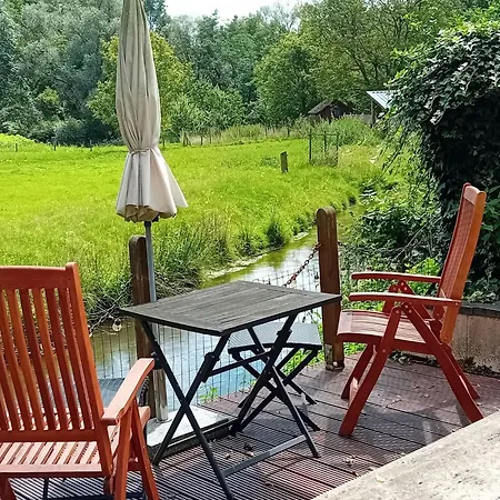 Tolle In Mit Grossem Garten By Interhome Lejlighed *