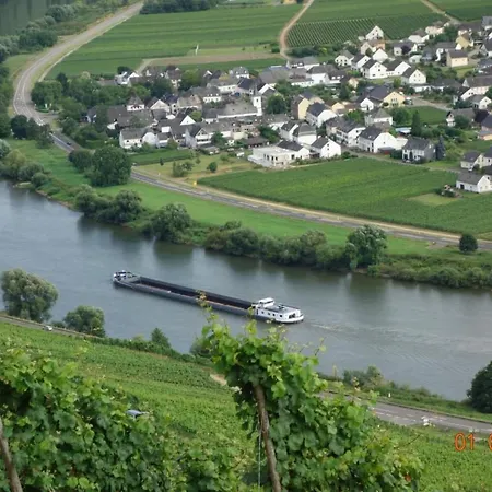 Tolle In Mit Grossem Garten By Interhome Apartment *