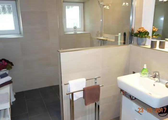 Tolle In Mit Grossem Garten By Interhome Apartamento Klusserath