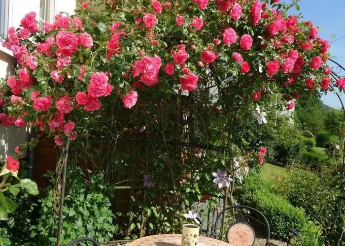 Tolle In Mit Grossem Garten By Interhome Apartamento *