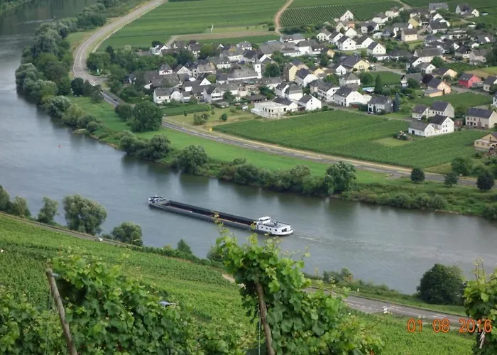 Tolle In Mit Grossem Garten By Interhome Apartamento *